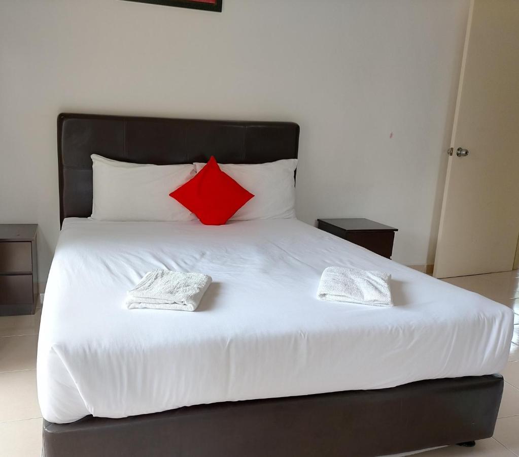 Seri Bayu Resort Hotel Sungai Pelek Екстер'єр фото